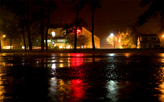 img_9099-hotel-bei-nacht.jpg